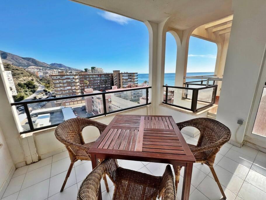 Bonito Atico En Primera Linea De Playa Con Piscina Fuengirola Eksteriør bilde
